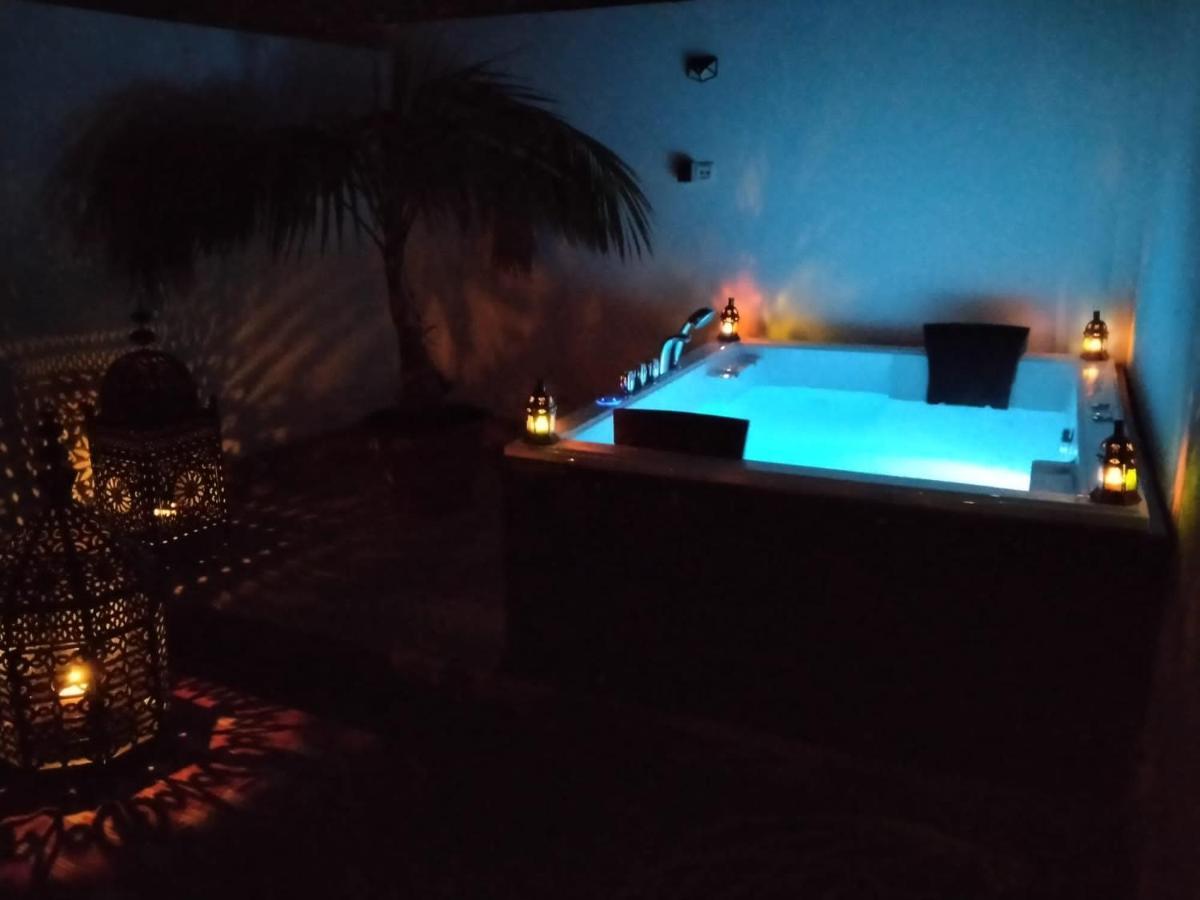 Villa Casa Blanca Luxury Spa Con Piscina Privada Y Jacuzzi Privado Chiclana de la Frontera Eksteriør billede